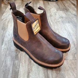 NIB Ariat Fat Baby Gore "Chelsea" Boot